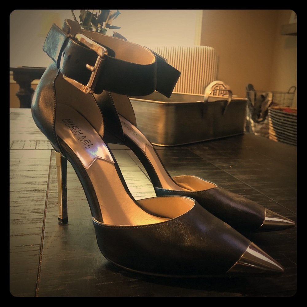 Micheal Kors heels